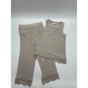 Chico’s Traveler Champagne Lace Trim Capri Lounge Set Matching Beige Size 0/S